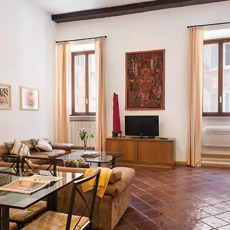 Idyllia -teatro Pompeo Apartment *