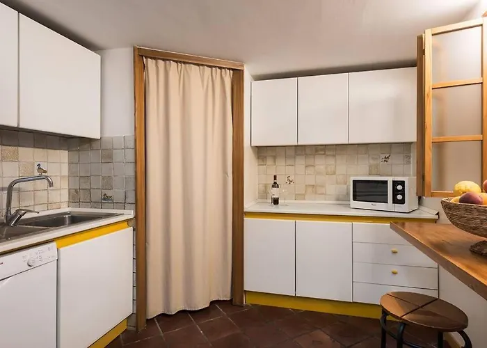 Daire Idyllia -teatro Pompeo *